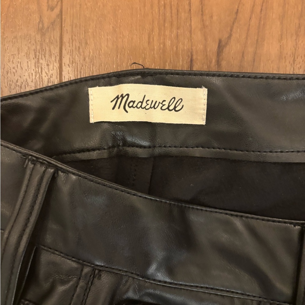 Madewell Perfect Vintage Straight Jean: Faux Leather Edition black size 27 - Picture 9 of 9